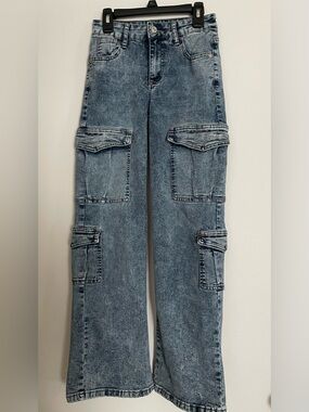 Love SoHo Women’s Cargo Denim Pants in Washed Blue size 0
